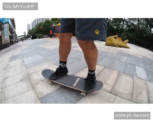 滑板战术解析:成都滑板队独特进攻体系的深度剖析与实践探索