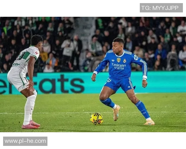 皇马遗憾失利，欧冠前景堪忧！卫冕之路蒙阻难，谁将崭露头角？